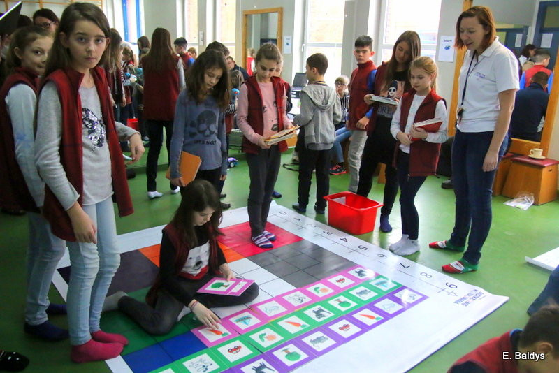 Uczniowie trzynastki uruchomili roboty (zdjęcia)