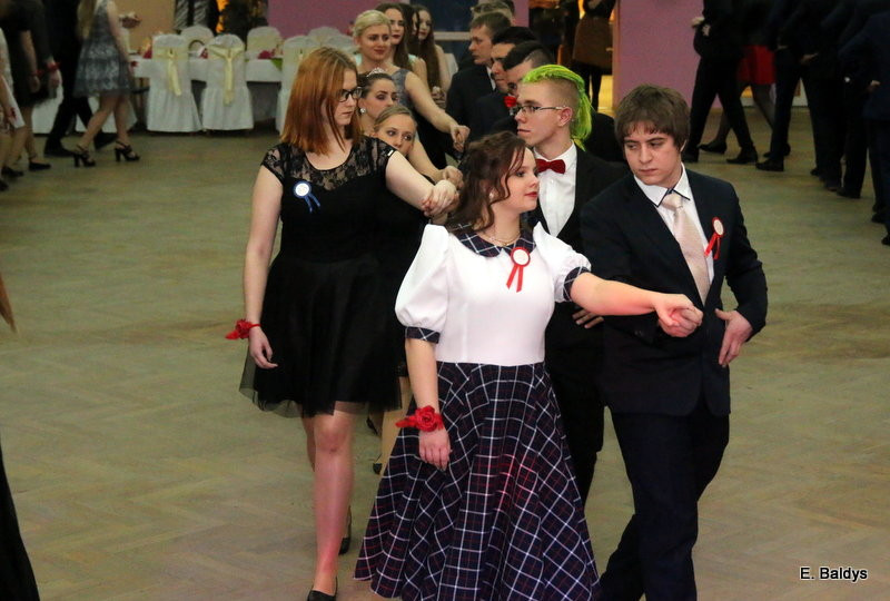 Poloneza czas zacząć w ZSET w Lesznie (zdjęcia)