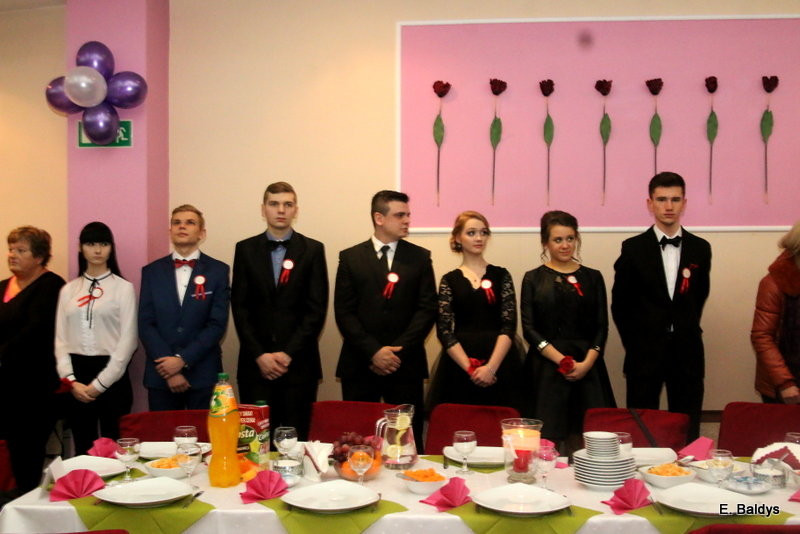 Poloneza czas zacząć w ZSET w Lesznie (zdjęcia)