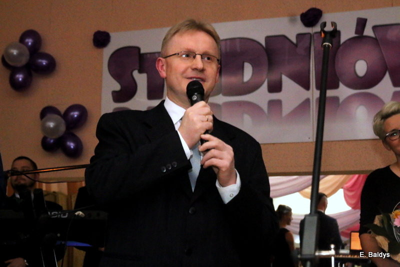 Poloneza czas zacząć w ZSET w Lesznie (zdjęcia)