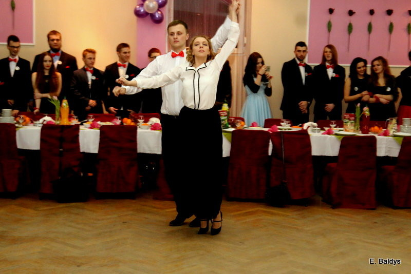 Poloneza czas zacząć w ZSET w Lesznie (zdjęcia)