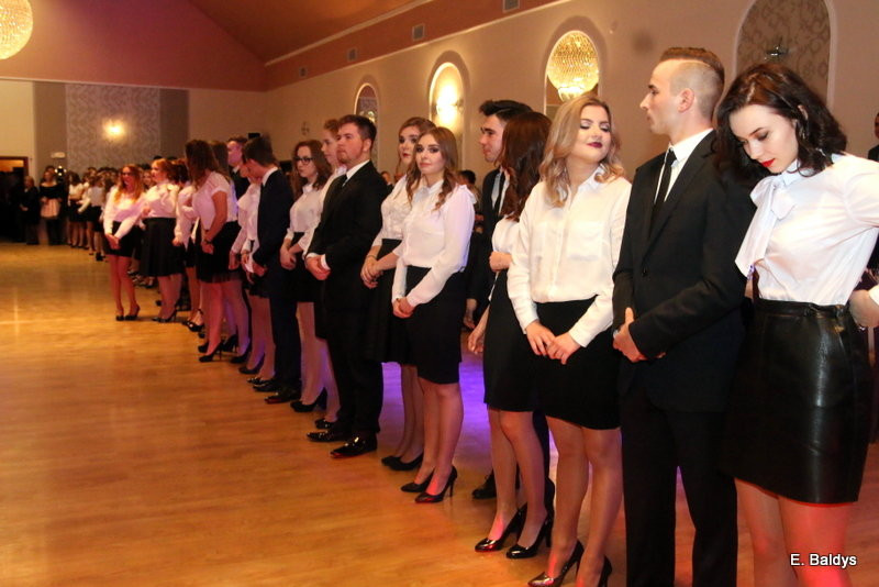 Studniówka II LO w Oazie (dużo zdjęć)