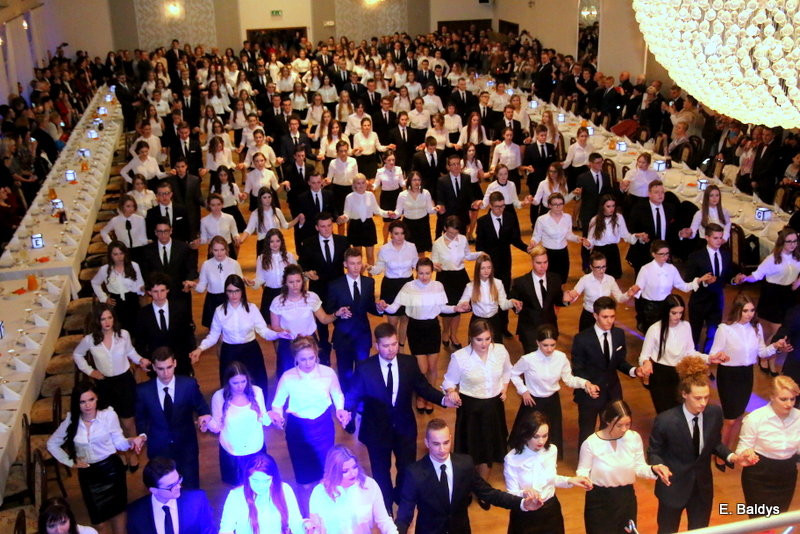 Studniówka II LO w Oazie (dużo zdjęć)