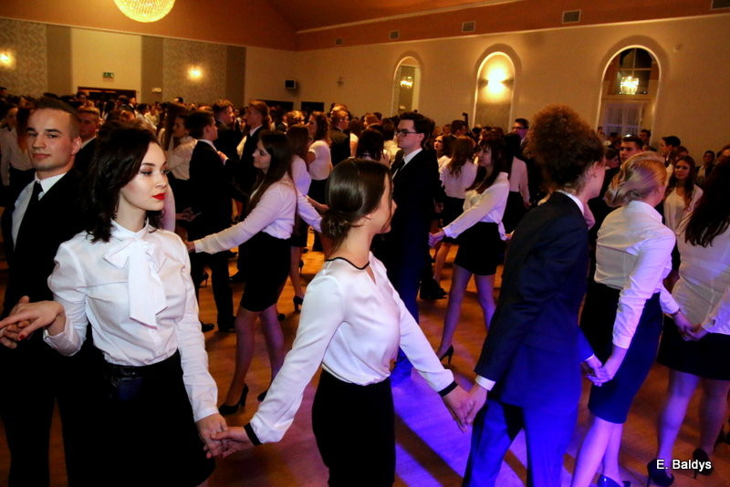 Studniówka II LO w Oazie (dużo zdjęć)