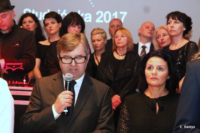 Studniówka II LO w Oazie (dużo zdjęć)