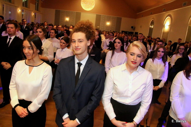 Studniówka II LO w Oazie (dużo zdjęć)