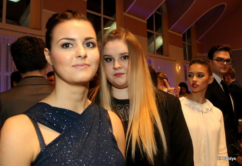 Studniówka II LO w Oazie (dużo zdjęć)