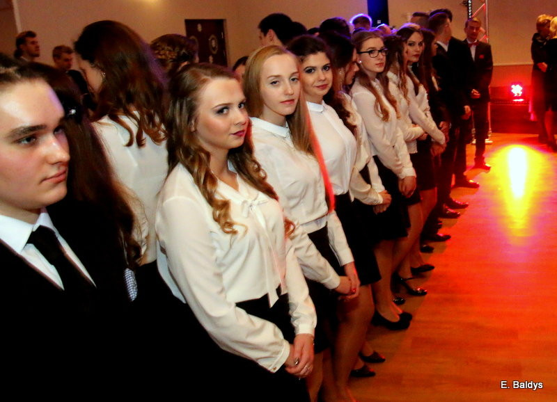 Studniówka II LO w Oazie (dużo zdjęć)