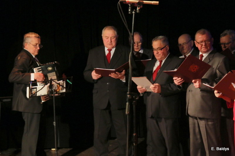 Seniorzy śpiewali kolędy i pastorałki (zdjęcia)