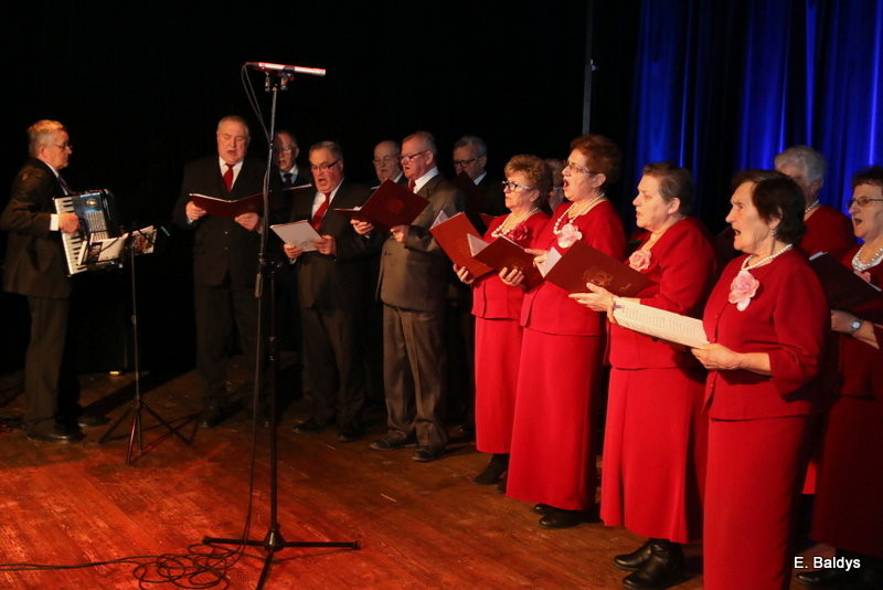 Seniorzy śpiewali kolędy i pastorałki (zdjęcia)