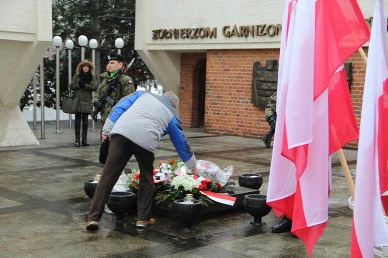 Przy 17 Stycznia odsłonięto tablicę (zdjęcia)