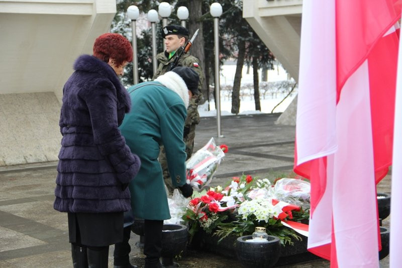 Przy 17 Stycznia odsłonięto tablicę (zdjęcia)