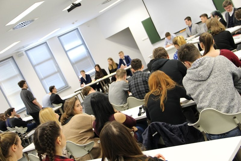 Młodzi znowu debatują (zdjęcia)