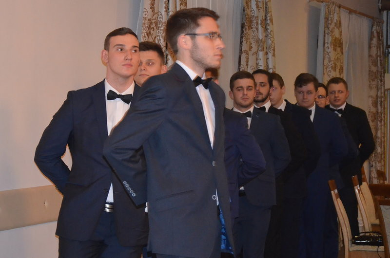 Ekonomik bawił się w Finezji (zdjęcia)