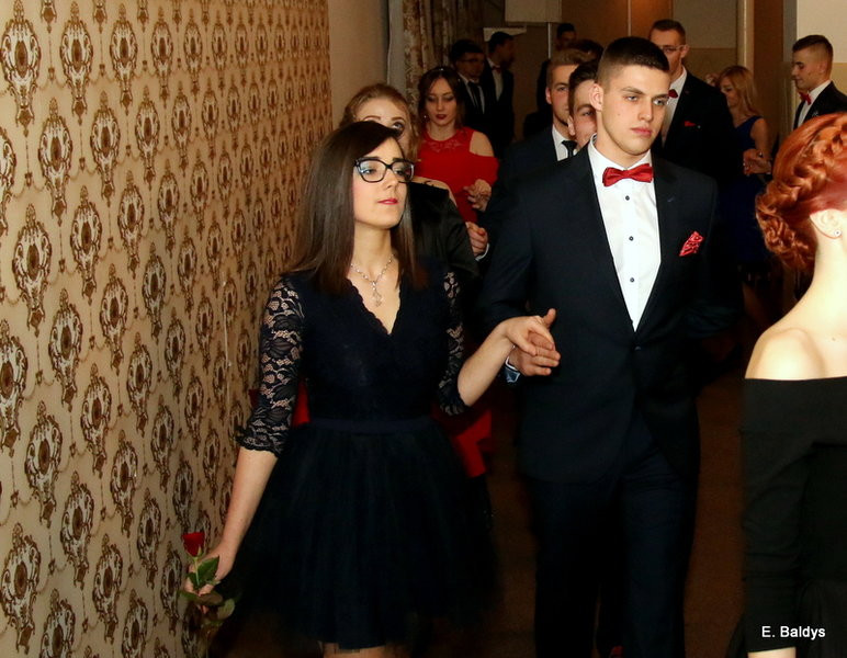 Studniówka ZST w Finezji (zdjęcia)