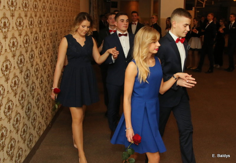 Studniówka ZST w Finezji (zdjęcia)