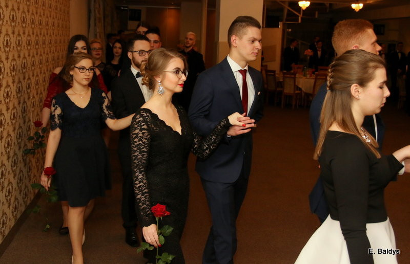 Studniówka ZST w Finezji (zdjęcia)