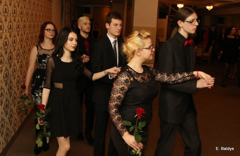 Studniówka ZST w Finezji (zdjęcia)