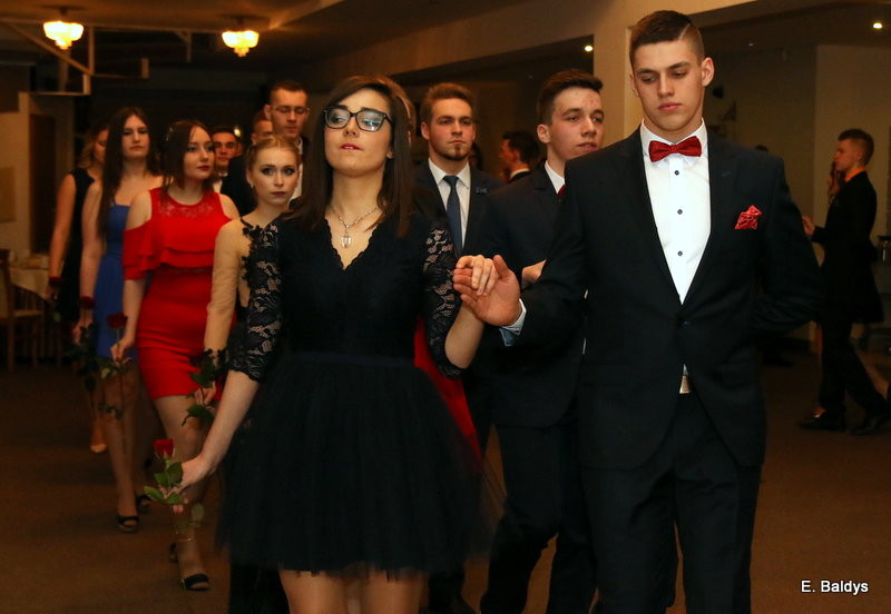 Studniówka ZST w Finezji (zdjęcia)