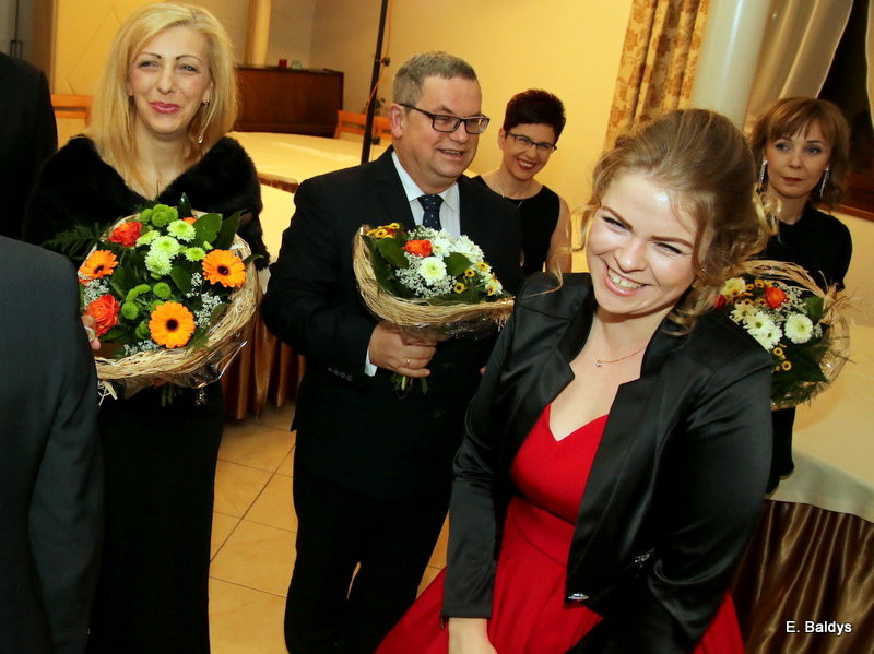 Studniówka ZST w Finezji (zdjęcia)