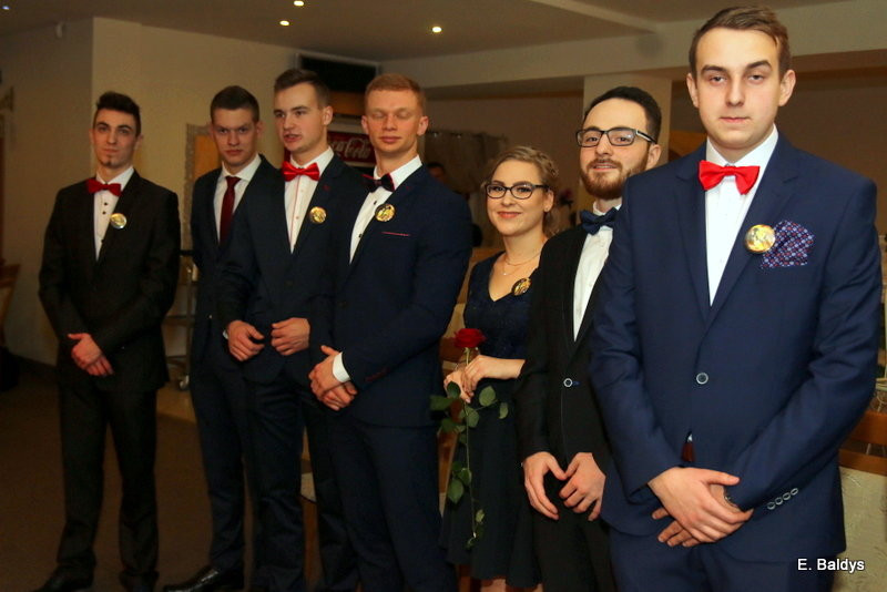 Studniówka ZST w Finezji (zdjęcia)