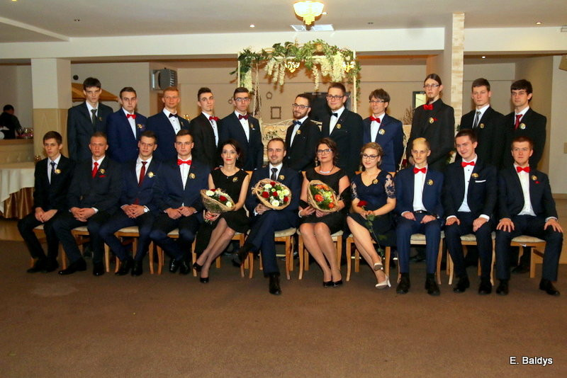Studniówka ZST w Finezji (zdjęcia)