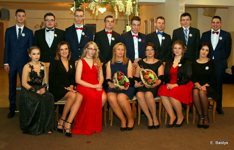 Studniówka ZST w Finezji (zdjęcia)