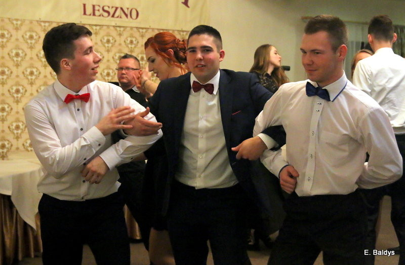 Studniówka ZST w Finezji (zdjęcia)