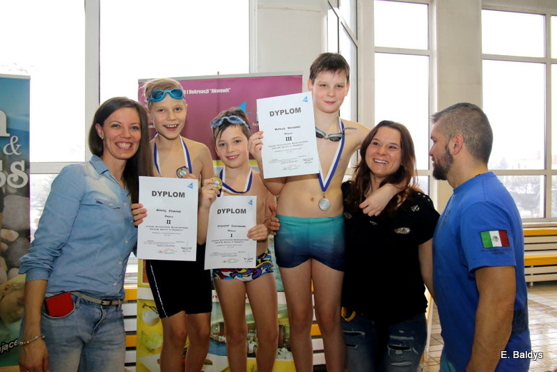 Zimowe mistrzostwa na Akwawicie (zdjęcia)