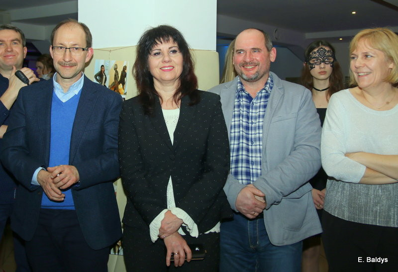 Studniówka w maskach. Tak się bawiło I LO (dużo zdjęć)