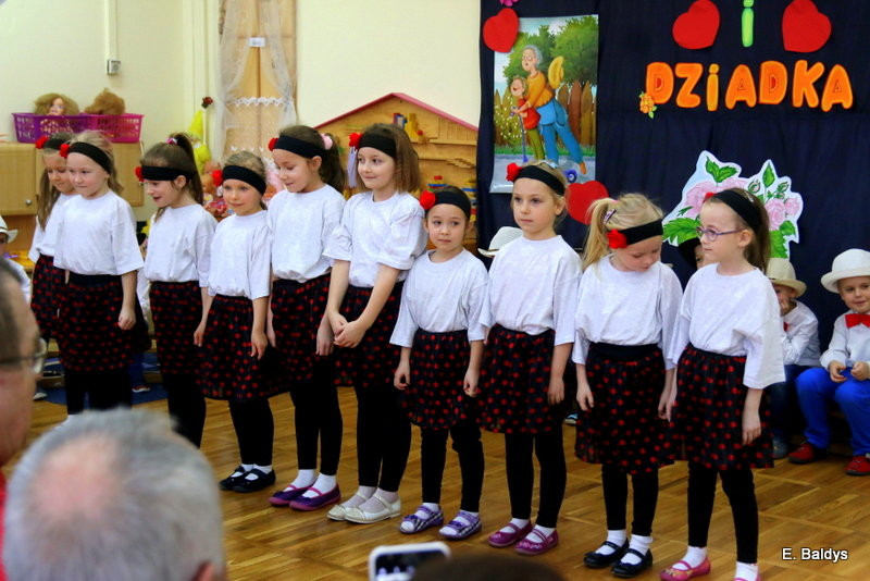 Smerfy dla babci i dziadka w PM 19 (zdjęcia)