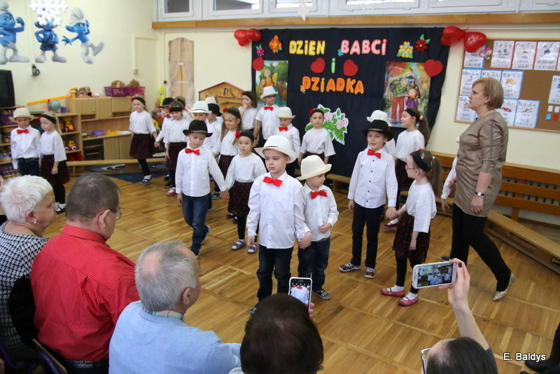 Smerfy dla babci i dziadka w PM 19 (zdjęcia)