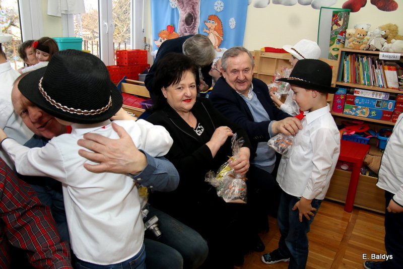 Smerfy dla babci i dziadka w PM 19 (zdjęcia)