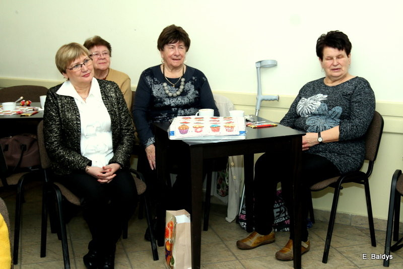 Zuchy odwiedziły Klub Seniora (zdjęcia)