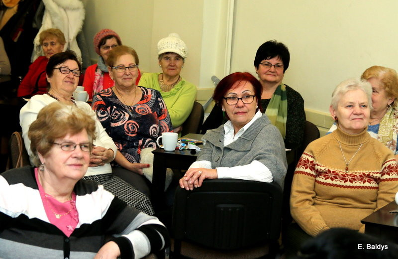Zuchy odwiedziły Klub Seniora (zdjęcia)