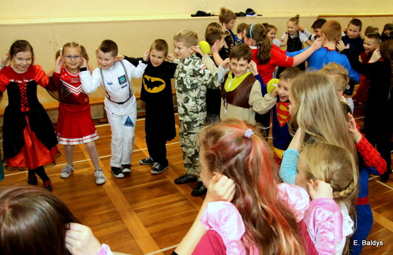 Karnawał balików w SP 7 (zdjęcia)