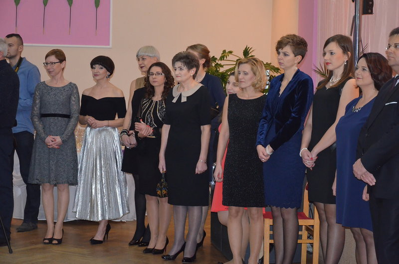 Maturzyści III LO tańczyli w Metalplaście (zdjęcia)