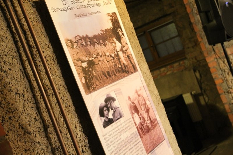Potrójna wystawa Sokołów w Lochach (zdjęcia)