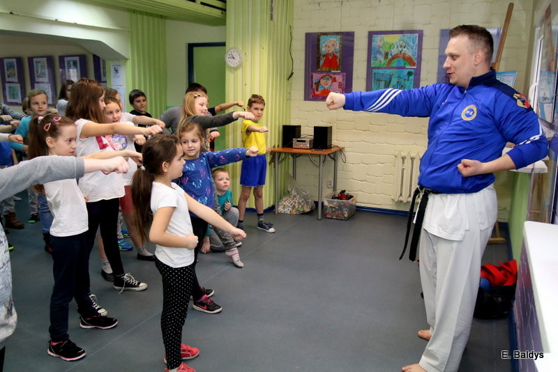 Na Piętrze ćwiczyli karate (zdjęcia)