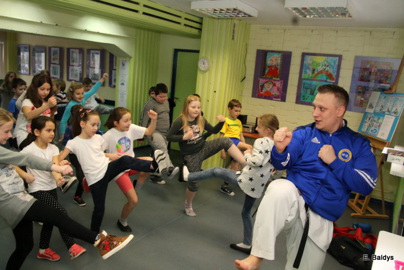 Na Piętrze ćwiczyli karate (zdjęcia)