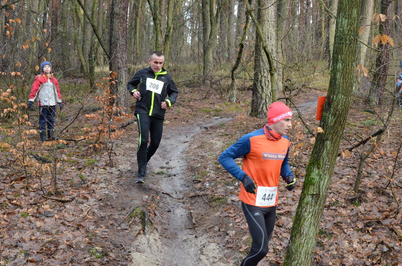 Rywalizacja na trudnej oblodzonej trasie (zdjęcia)