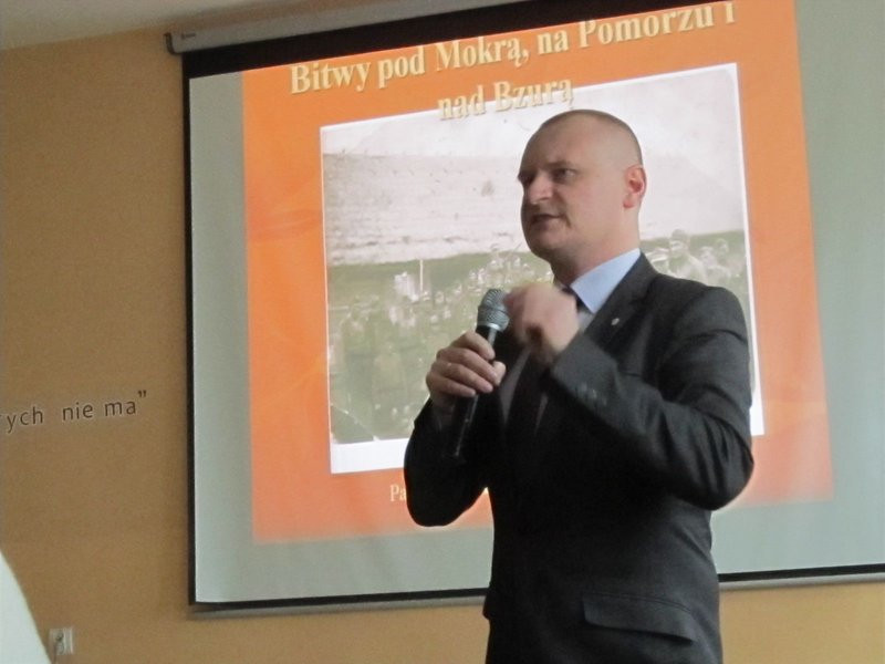 Wołają z grobów, których nie ma (zdjęcia)