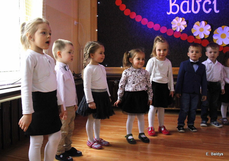 Pszczółki z Garzyna dla babci i dziadka (zdjęcia)