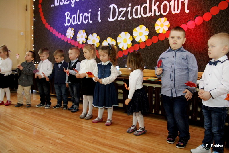Pszczółki z Garzyna dla babci i dziadka (zdjęcia)