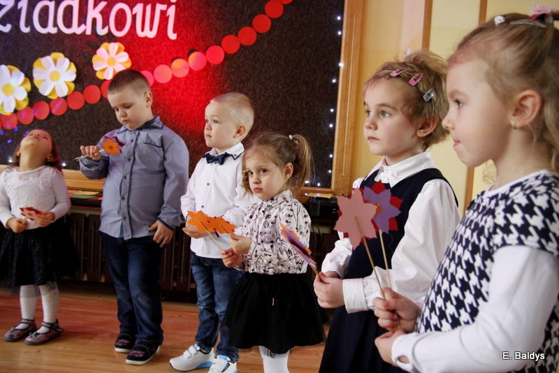 Pszczółki z Garzyna dla babci i dziadka (zdjęcia)