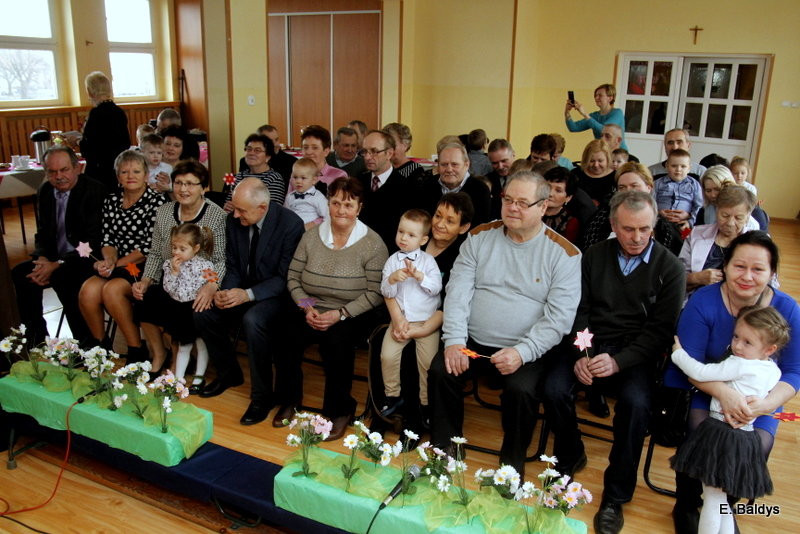 Pszczółki z Garzyna dla babci i dziadka (zdjęcia)
