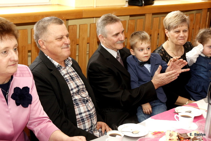Pszczółki z Garzyna dla babci i dziadka (zdjęcia)