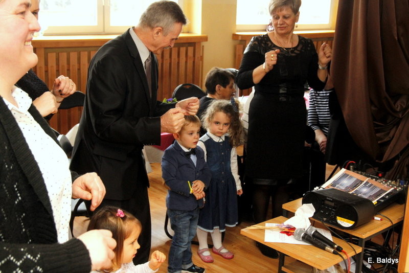 Pszczółki z Garzyna dla babci i dziadka (zdjęcia)