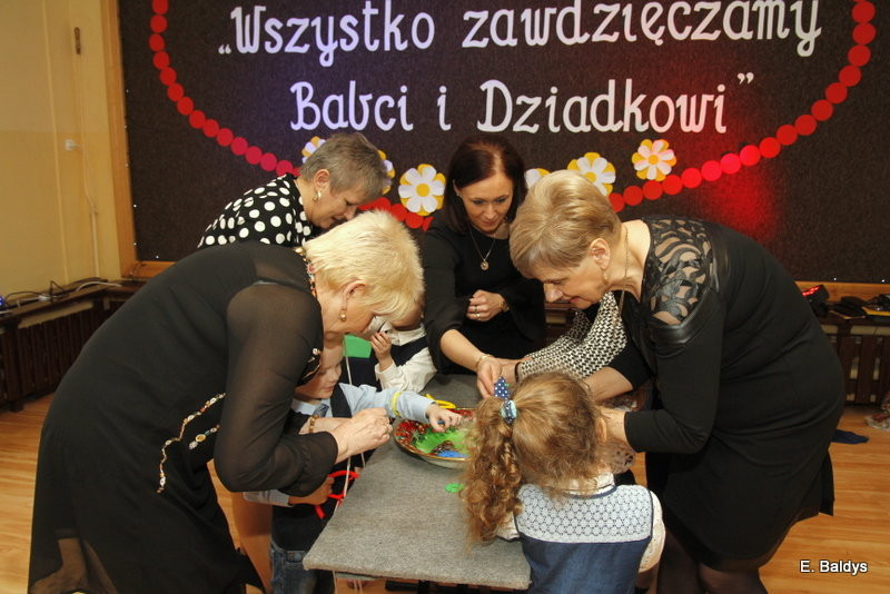 Pszczółki z Garzyna dla babci i dziadka (zdjęcia)