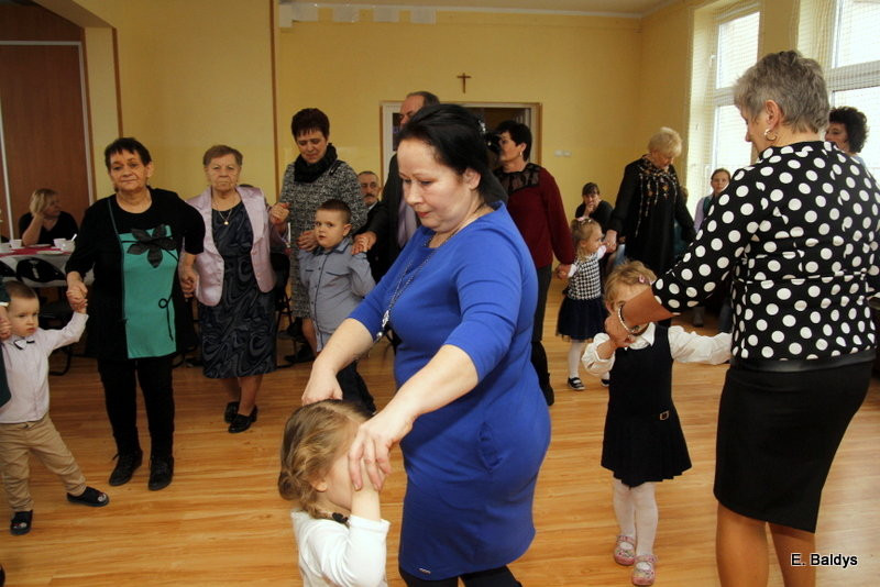 Pszczółki z Garzyna dla babci i dziadka (zdjęcia)